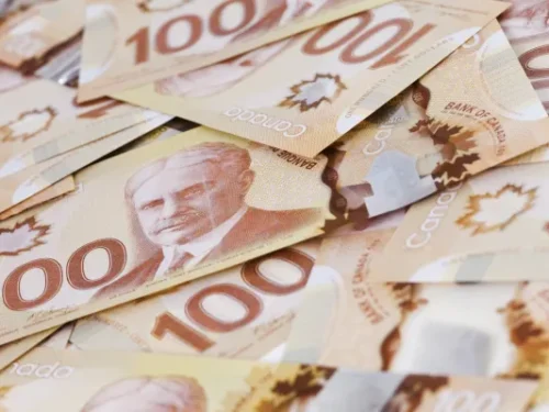 100 Canadian Dollar banknote authentic